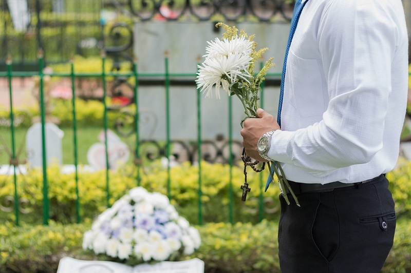 hiring funeral services