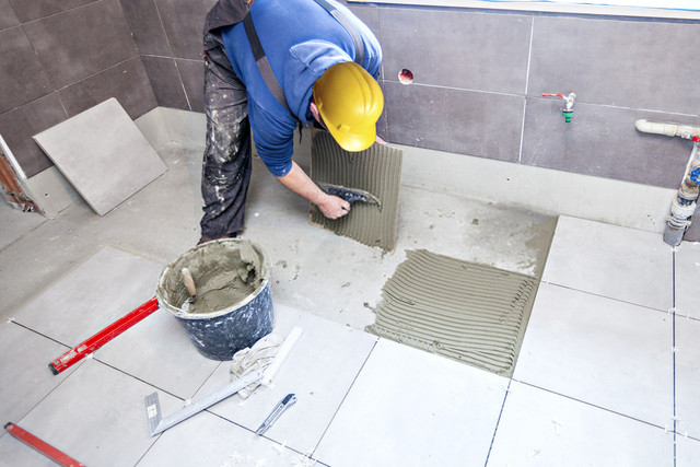 Lay Tiles On The Bathroom Floor